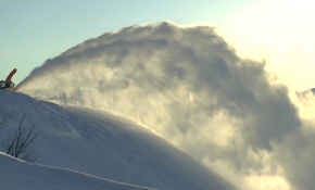 Karayolları işçileri, kar ve tipi altında 7/24 mesaideler