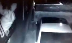 Daracık parmaklıktan daireye giren hırsız kameralara yakalandı