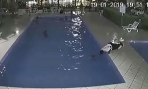 Boğulmak üzere olan çocuk son anda kurtarıldı