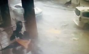 Antalya'daki şiddetli fırtına kamerada