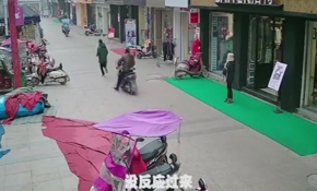 Hırsızı motosikletiyle çarparak yakalattı