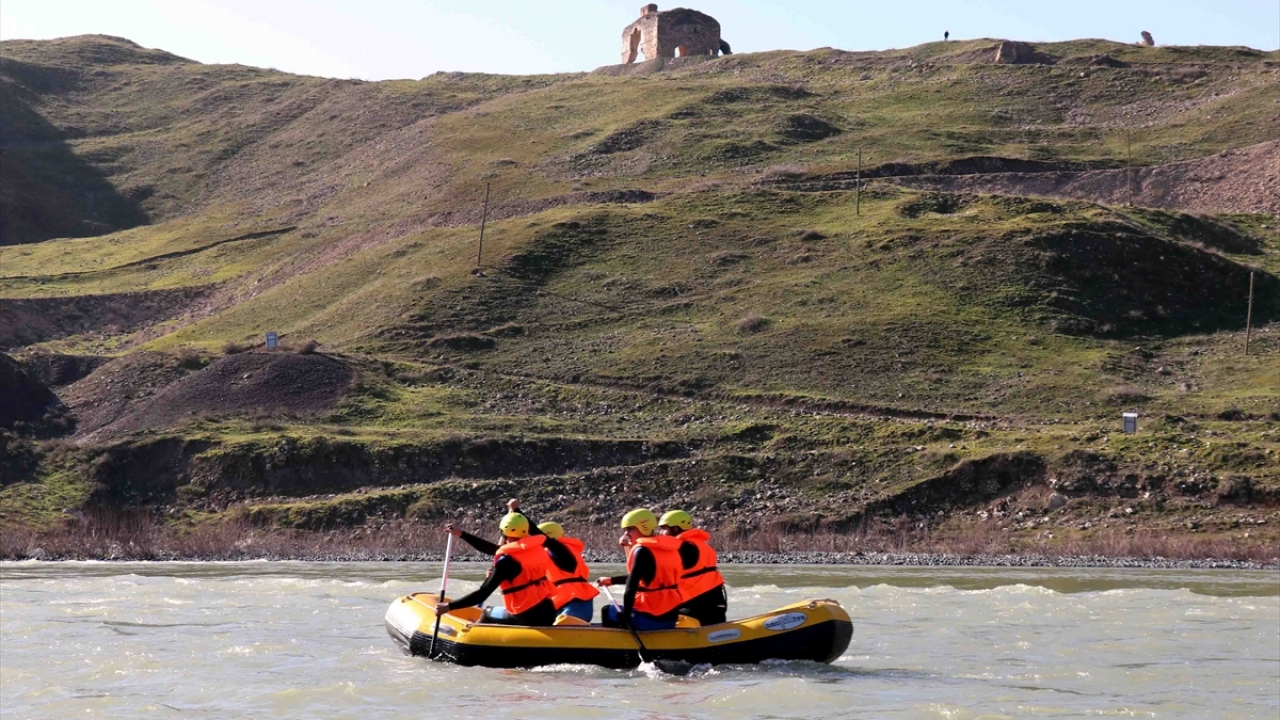 "Hava soğuk ama sporcular azimli"