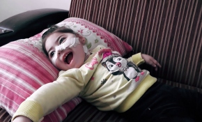 Yetkililer minik Burcu'ya sahip çıktı