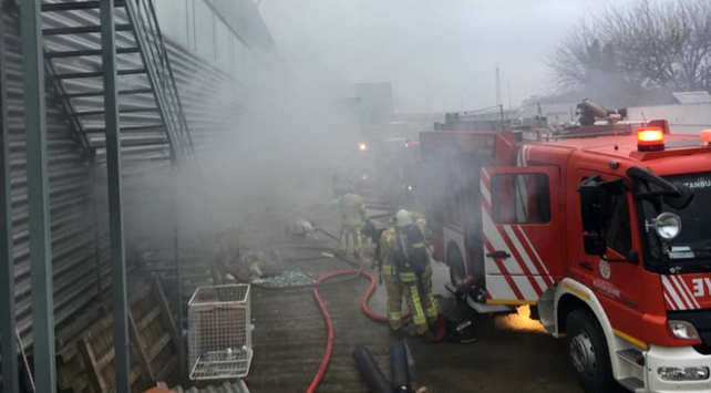 Silivri'de tekstil fabrikasında yangın