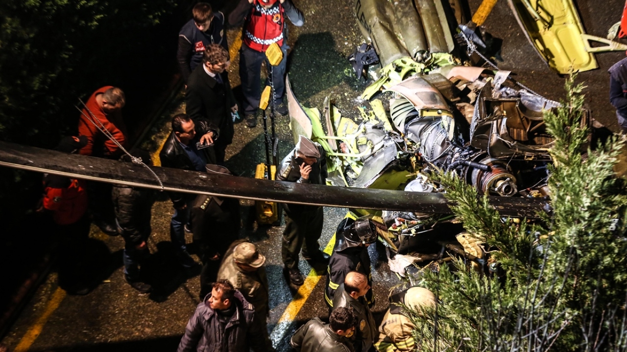Yerlikaya, Türk Silahlı Kuvvetleri`ne tekrar başsağlığı dileyerek, kazada başka bir yaralanma ve can kaybı olmadığını sözlerine ekledi.