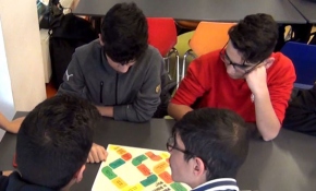 Erzincan'da açılan kafede öğrenciler İngilizcelerini geliştiriyor