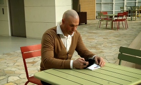 İslam karşıtı kitap yazarken Müslüman oldu