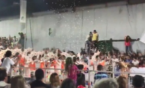 Arjantin'de karnavalda platform çöktü: 34 yaralı