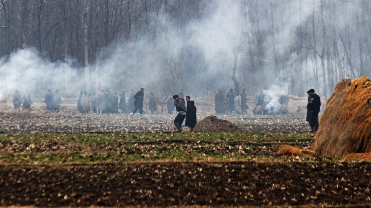 Hindistan halk oylamasına sıcak bakmazken, Pakistan ise BMGK kararlarının uygulanmasını istiyor.