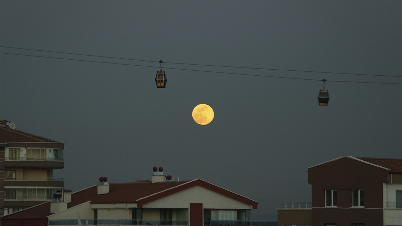 Başkentte "Süper Ay"