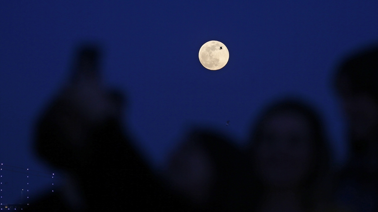 İstanbul`da "Süper Ay"