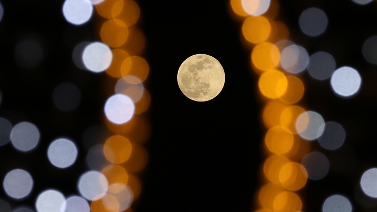 Sakarya`da "Süper Ay"