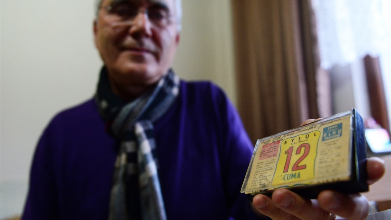 Çiçek, memleketi Görele ilçesinin gazetelerini de biriktirdiğini dile getirerek ilçenin 25-30 yıllık tarihinin yer aldığı gazeteleri muhafaza ettiğini aktardı.