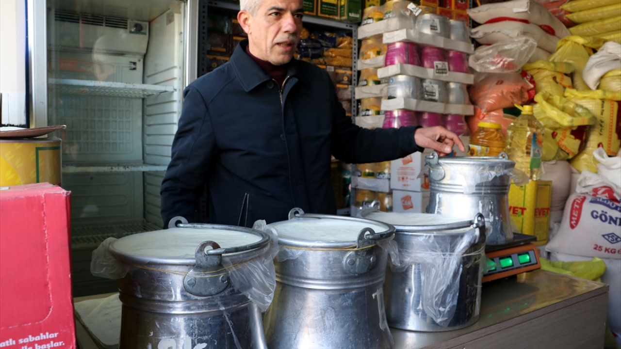 Öztürk, yaklaşık 4-5 yıl önce 30 kova, şimdi ise 40-45 kova getirdiğini sözlerine ekledi.