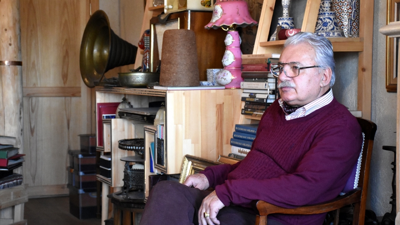 Koramaz Vadisi Projesi kapsamında hayata geçecek müzeye eser bağışlayacağını belirten Akgül, oluşturulabilirse bir kültür merkezi ya da müze ortamında hemşehrilerine de koleksiyonlarını sunacağını kaydetti.