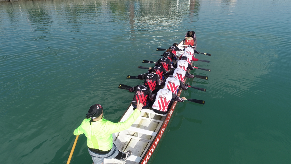 Anakent Spor Kulübü Antrenörü Zafer Benli, 19 Mayıs`ın Samsun ve Türkiye için çok önemli bir gün olduğuna işaret etti.