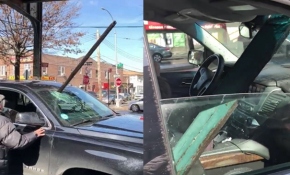 New York'ta metro rayından düşen kiriş araba camına saplandı