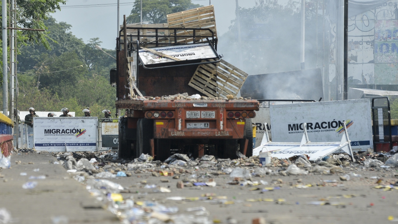 Kolombiya`ya kaçan Venezuelalı asker sayısı 156