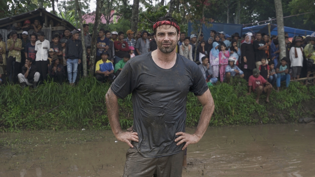 Programın sıradaki durağının Fas olduğunu açıklayan Strik, "Bu sadece sıradan bir macera programı değil. Maceralı hayatları olan ailelerin programı." dedi.