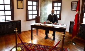 Cumhurbaşkanı Erdoğan "Akif" belgeseli için şiir okudu