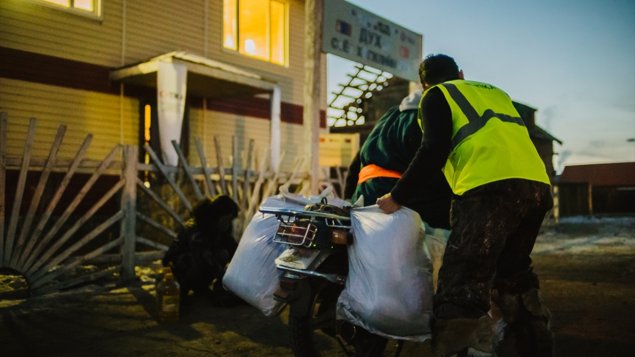TİKA, dilleri ve kültürleri kaybolmaya yüz tutmuş topluluklardan Duha Türklerine yardıma devam etmeyi planlıyor. 