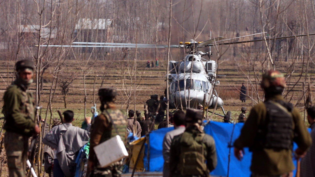 Pakistan hava sahasını ihlalle suçlamıştı