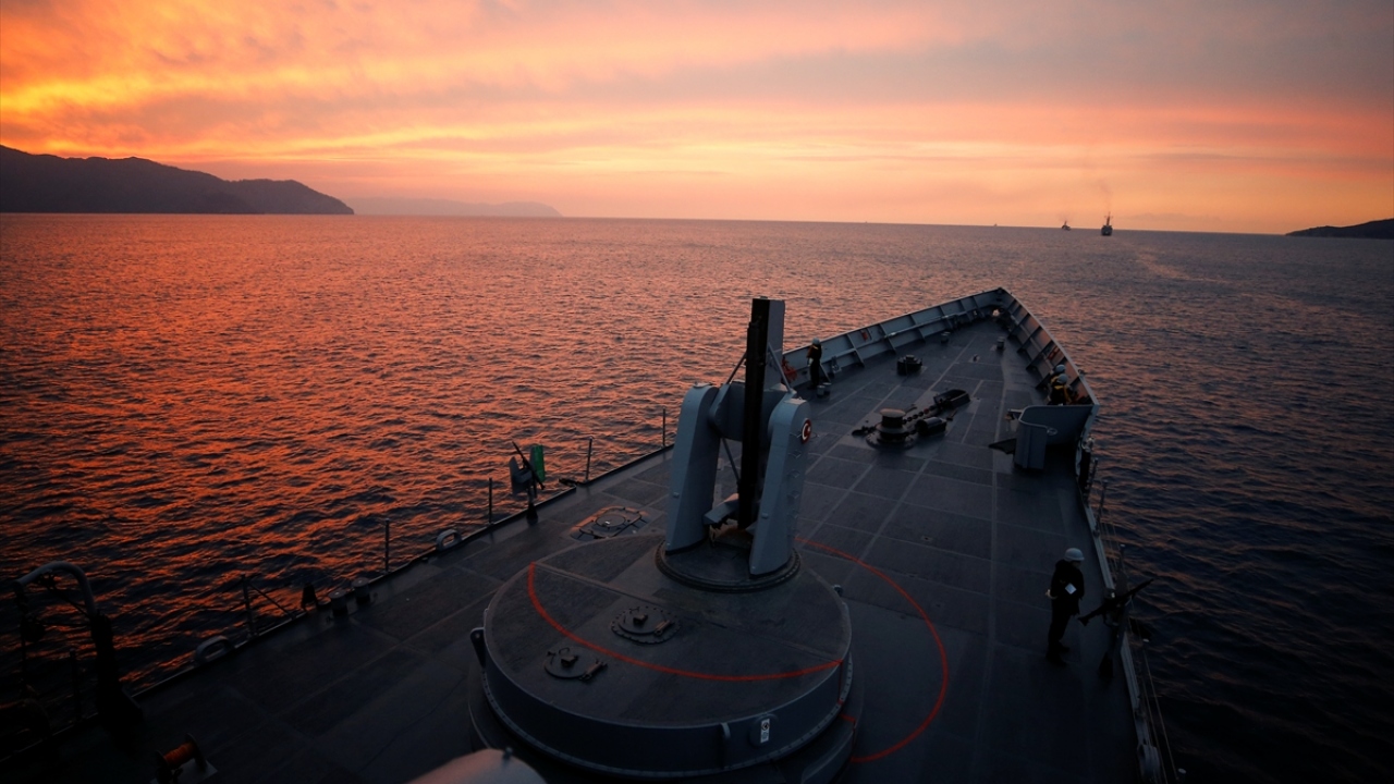 165 kişilik ekip tarafından sevk ve idare ediliyor