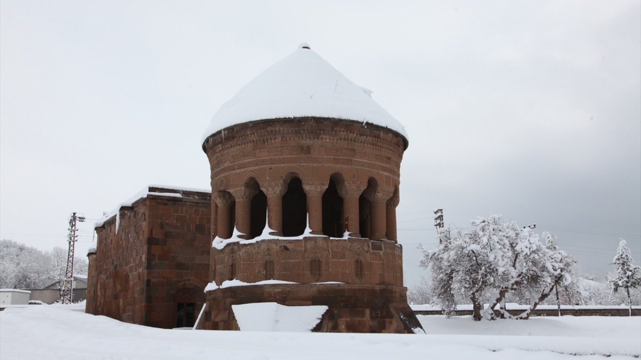 Bitlis`te kar yağışı
