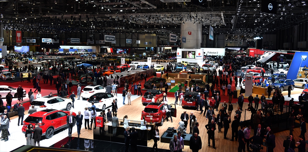 Jaguar`ın tam elektrikli SUV modeli I-PACE, dün 23 ülkeden 60 basın mensubunun oylarıyla "Yılın Otomobili" seçilmişti. 