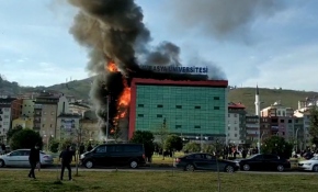 Avrasya Üniversitesi yerleşkesinde yangın
