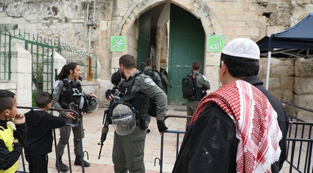 Mescid-i Aksa'da gerginlik devam ediyor