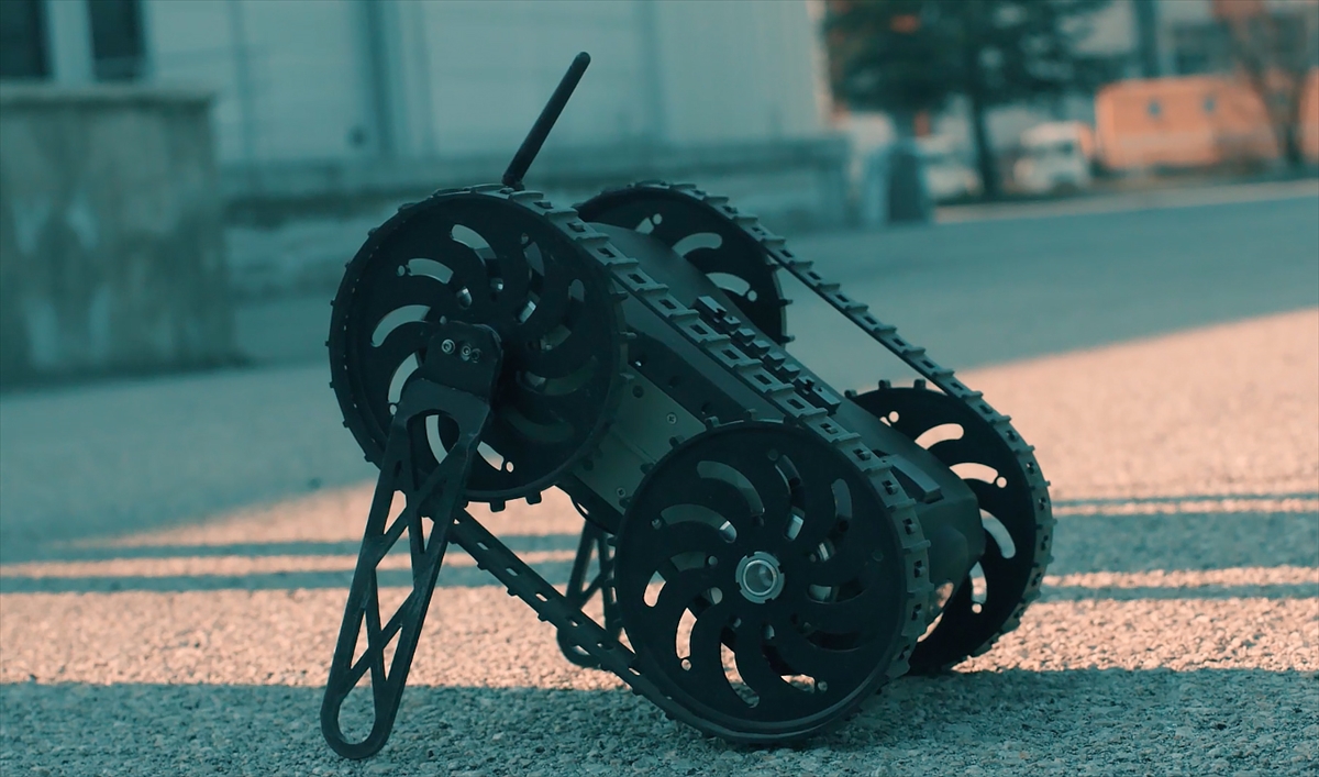 SSB, Cumhurbaşkanlığı 100 Günlük Eylem Planı kapsamında geliştirilmesi planlanan insansız kara araçlarını hafif, orta ve ağır sınıfta olmak üzere 3 ana kategoride gruplandırdı.