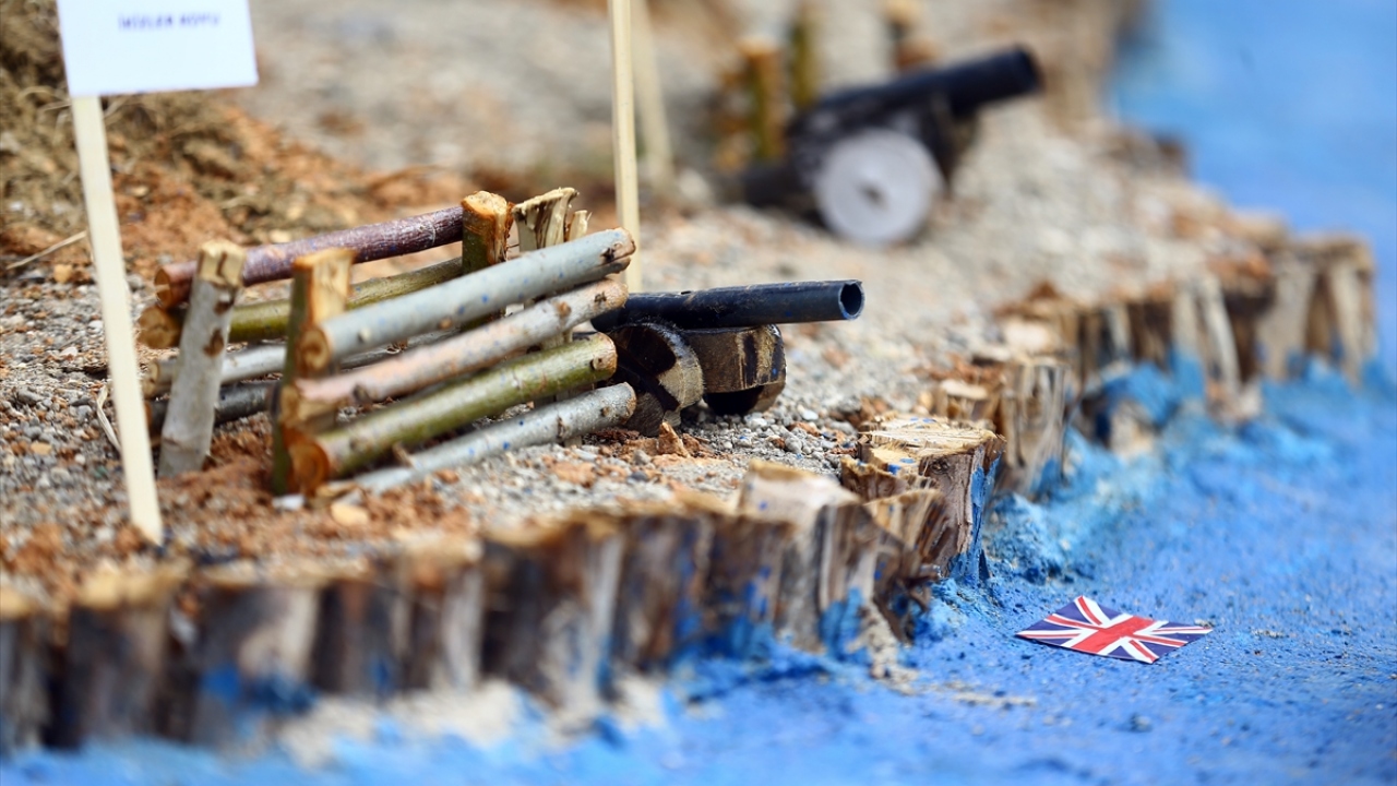 Okulun 11`inci sınıf öğrencisi Kübra Kemerkaya da yapılan çalışmanın kendisini son derece etkilediğini vurguladı. 