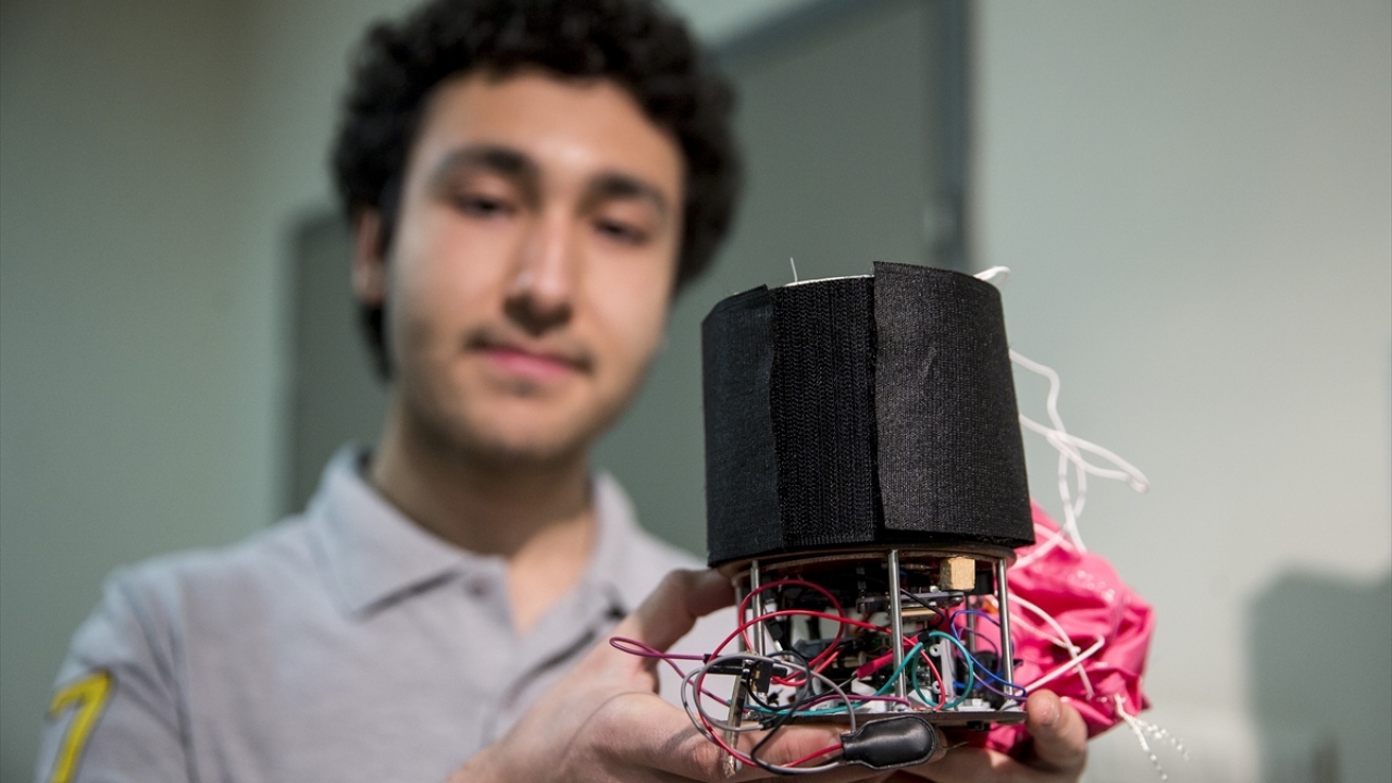 Başkent Üniversitesi Mühendislik Fakültesi Dekanı Prof. Dr. Berna Dengiz de Parsy-Can takımı ile gurur duyduğunu belirterek takımın hikayesini şöyle anlattı: