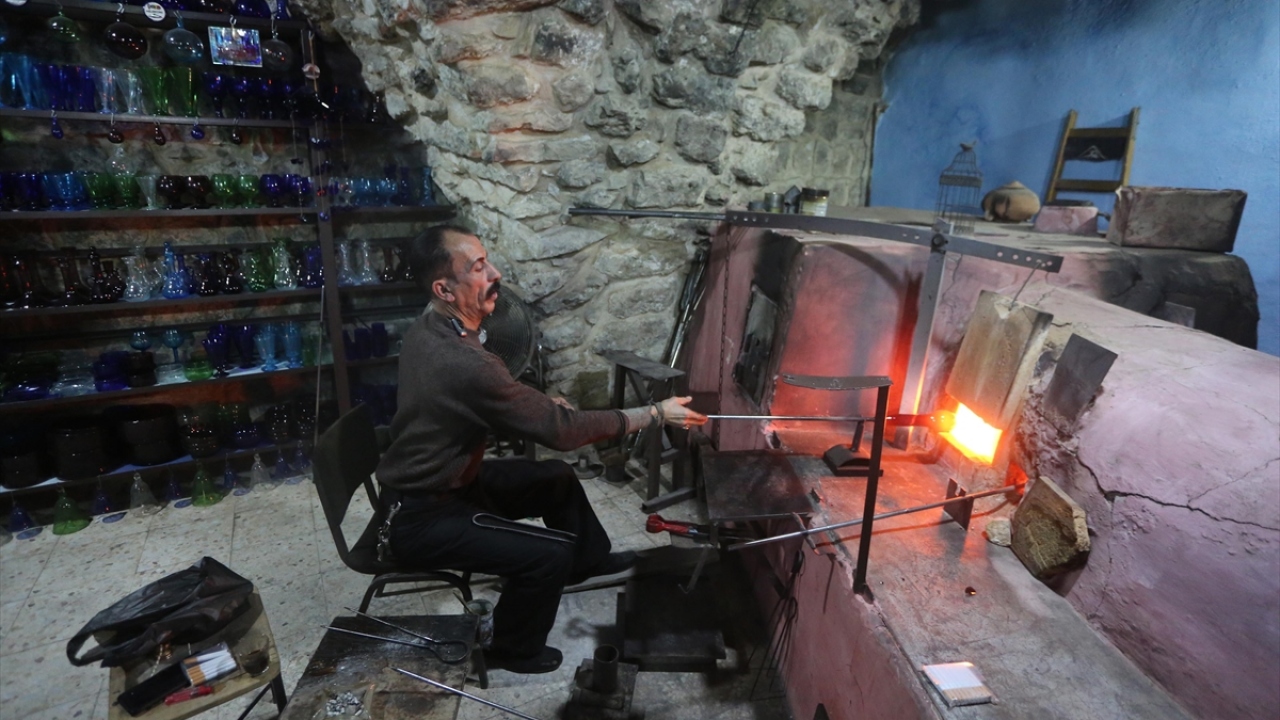 "Amacım hem Filistin mirasını tanıtmak hem de işgale meydan okumak." 