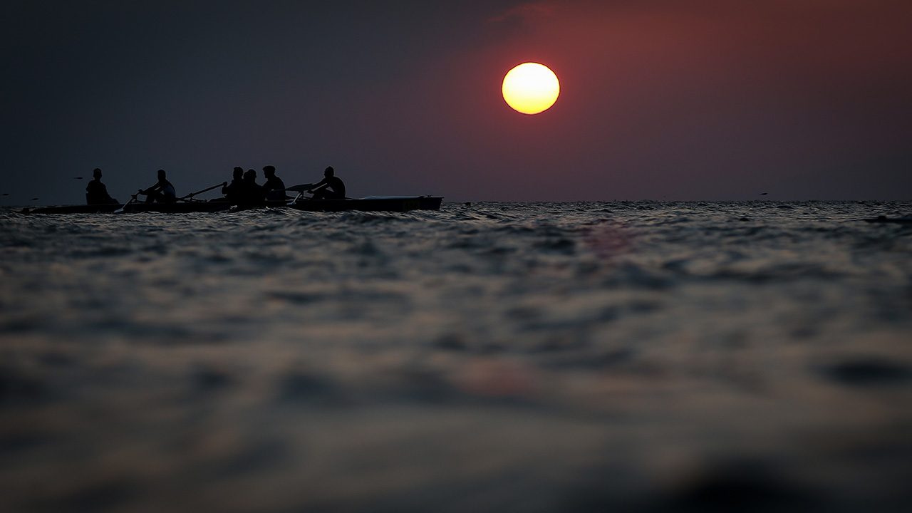 İznik Kaymakamlığı Toplantı Salonu`nda İznik Alan Başkanı Prof. Dr. Murat Taş`ın semineriyle başlayan festival, Lefke Kapı`daki kortej yürüyüşüyle devam etti.