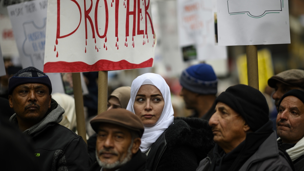 Gösteri sırasında Kur`an-ı Kerim okundu.