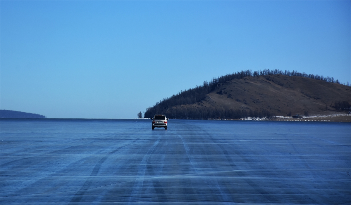 Buz üzerinde gitmek hem heyecan verici hem ürkütücü.
