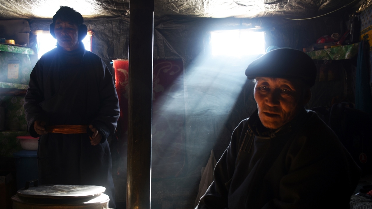 Taygadaki Duha topluluğunun içinde iki şaman bulunuyor.