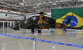 T129 Atak helikopteri Brezilya’daki ilk uçuş gösterisini yaptı