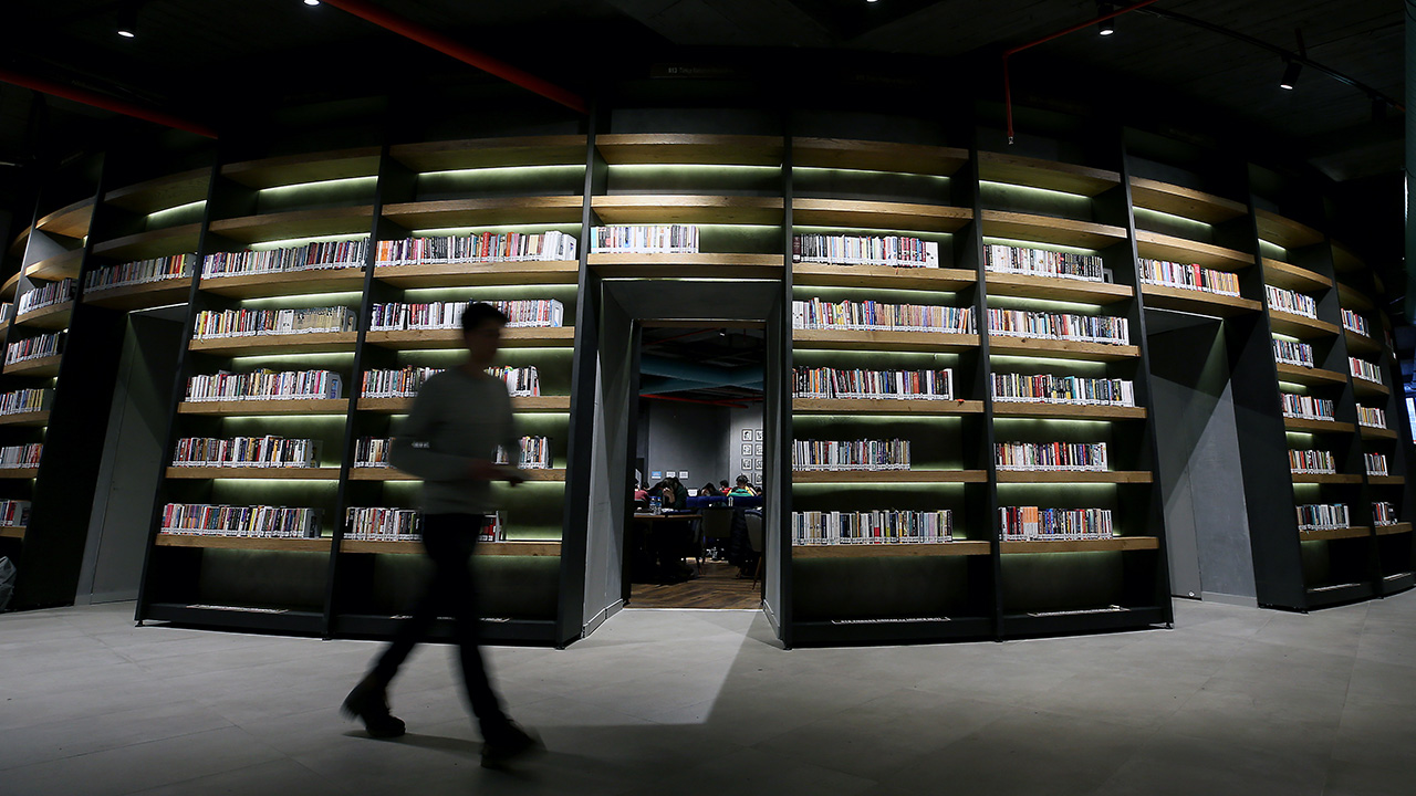 Cumhurbaşkanı Recep Tayyip Erdoğan`ın 24 Haziran 2018 seçimlerinden önce Hatay mitinginde açıkladığı "Millet Kıraathaneleri" projesi, Türkiye`nin birçok yerinde gerçekleştirilmeye devam ediyor.