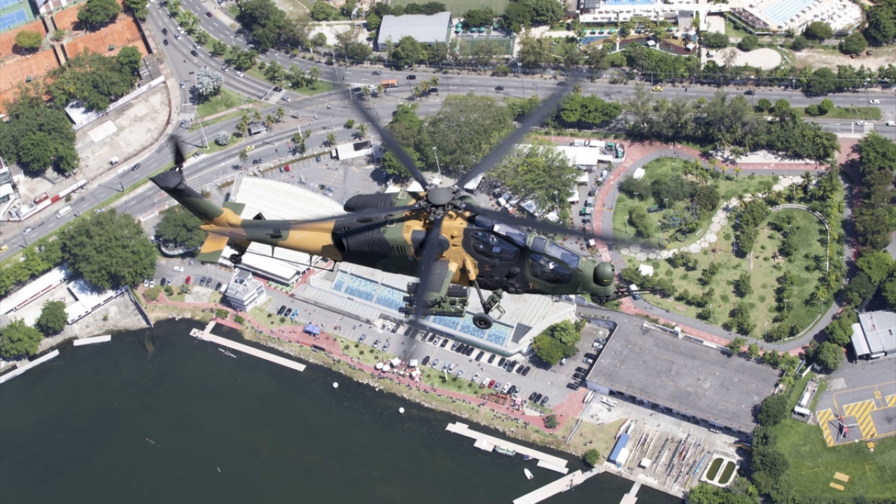 Taubate`de 25 Mart`ta başlayan roadshow çerçevesinde, Atak helikopteri 11 pilot tarafından, 22 sorti ile yaklaşık 18 saat uçuş yaparak, bin 360 mil katetti. 