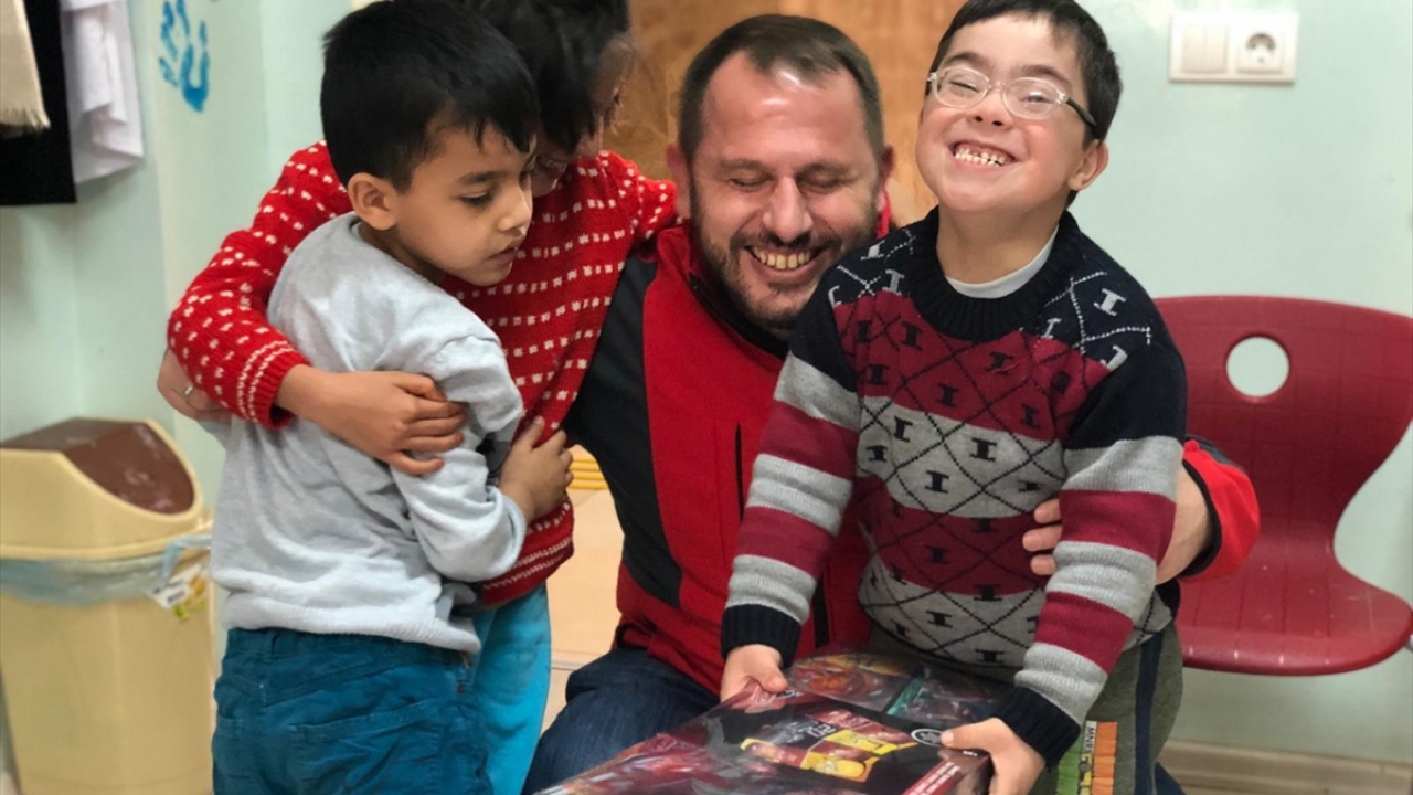 Türk Kızılayı Kilis`te otizmli çocukların yüzünü güldürdü