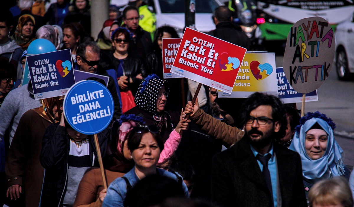 "Dünyada 68 çocukta bir çocuk otizmli doğuyor."
