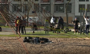 Brüksel'de duyarlı vatandaşlar sığınmacılara evlerini açıyor