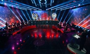 Polisler TRT stüdyolarında sahneye çıktı