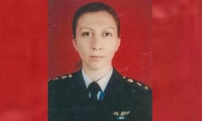 FETÖ mağduru pilot Melike Kuvvet hukuk mücadelesini kazandı