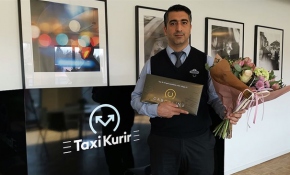 İsveç'te kahraman ilan edilen Türk taksici ödüllendirildi