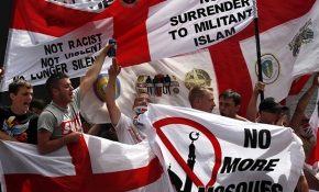 "Batı Müslümanlara yönelik nefreti ve aşırı sağı görmezden geliyor"