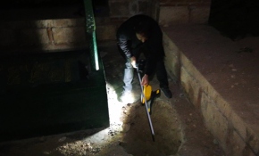 Defineciler bu kez türbeyi hedef aldı